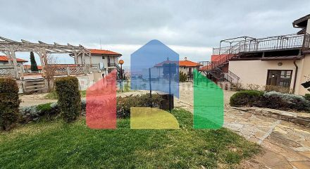 Трикімнатна квартира в Бей В'ю Віллас