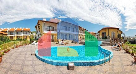 Будинок в Монтемар Віллас