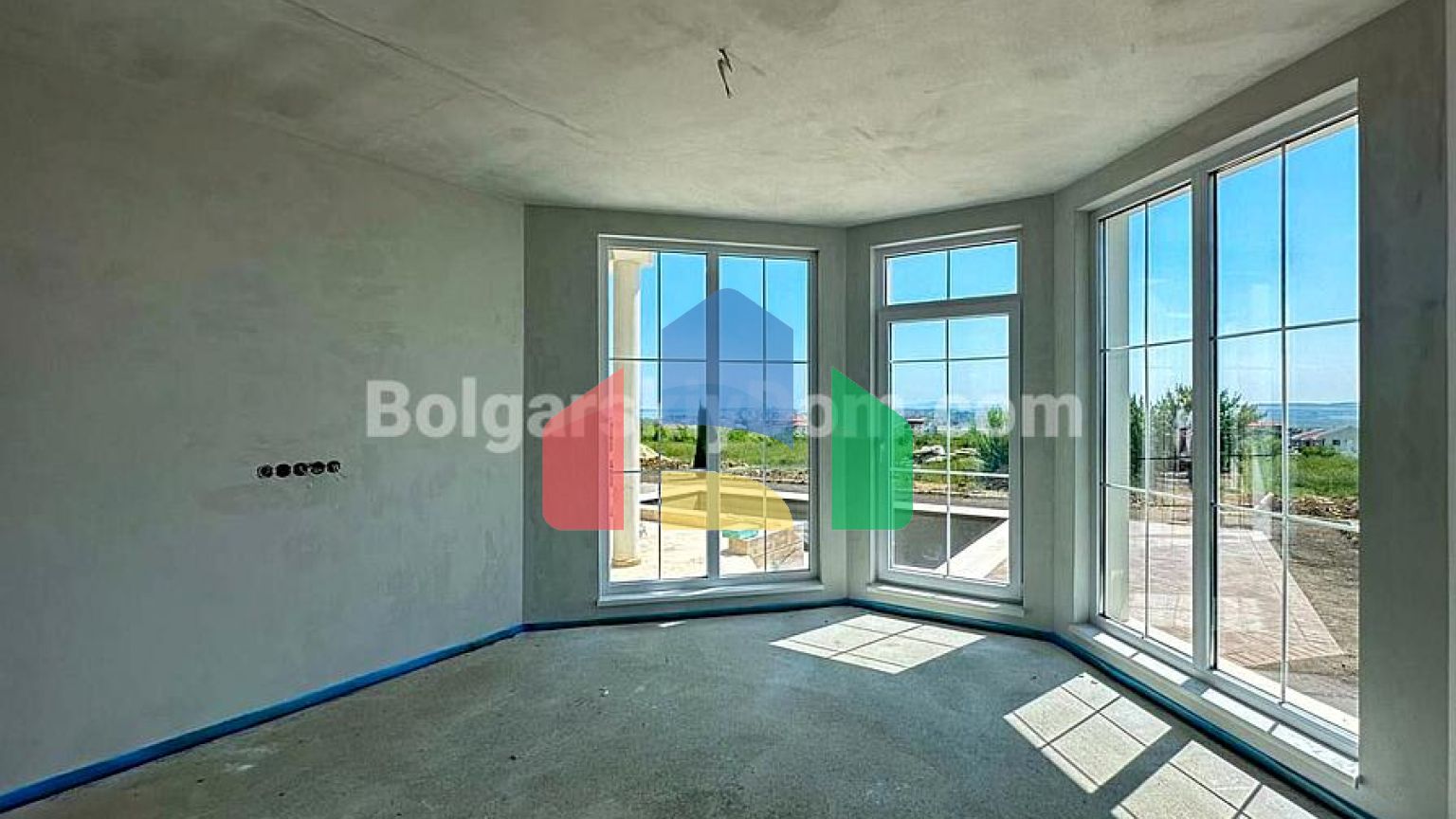 Таунхаусы и виллы в элитном комплексе