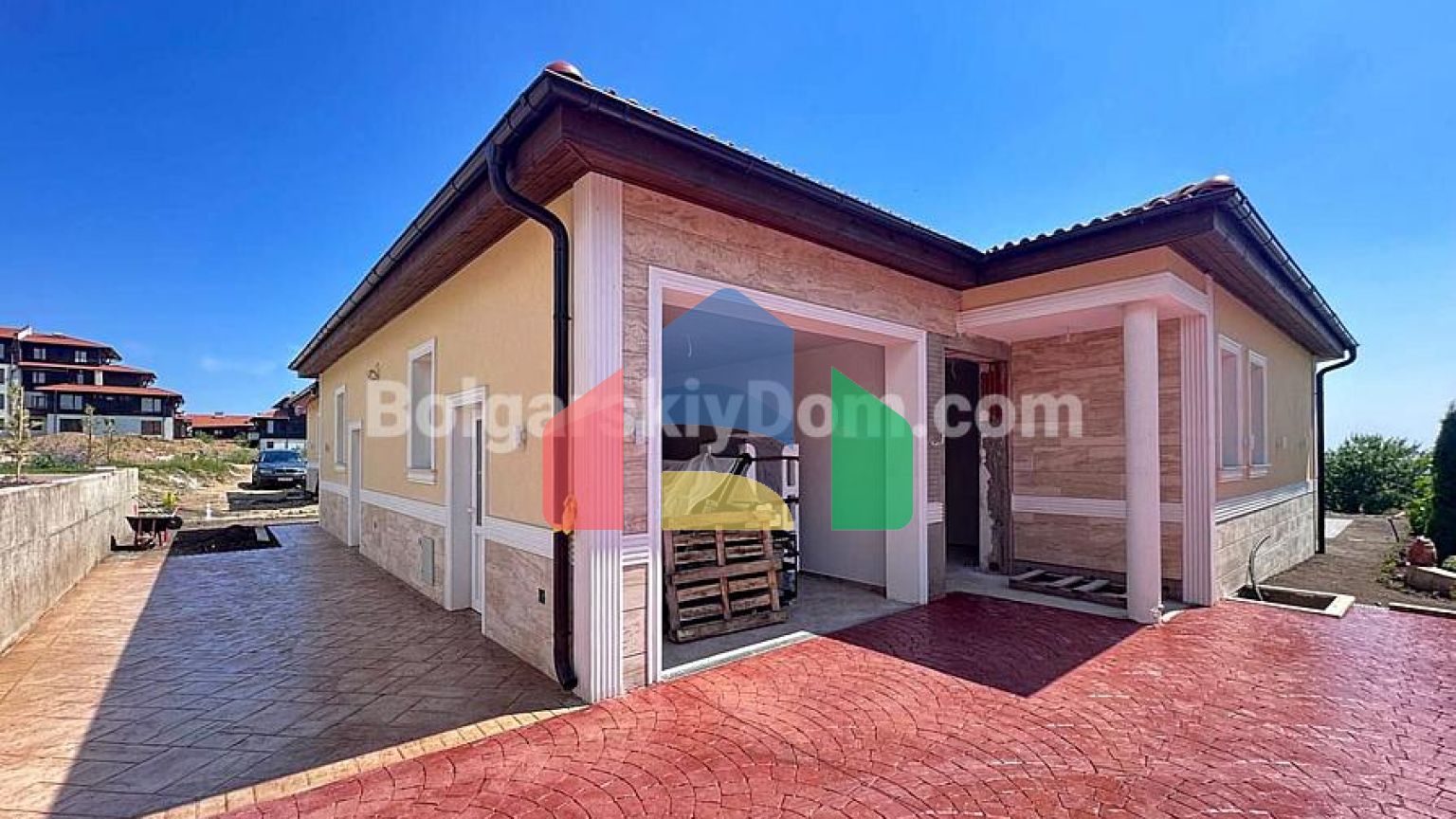 Таунхаусы и виллы в элитном комплексе