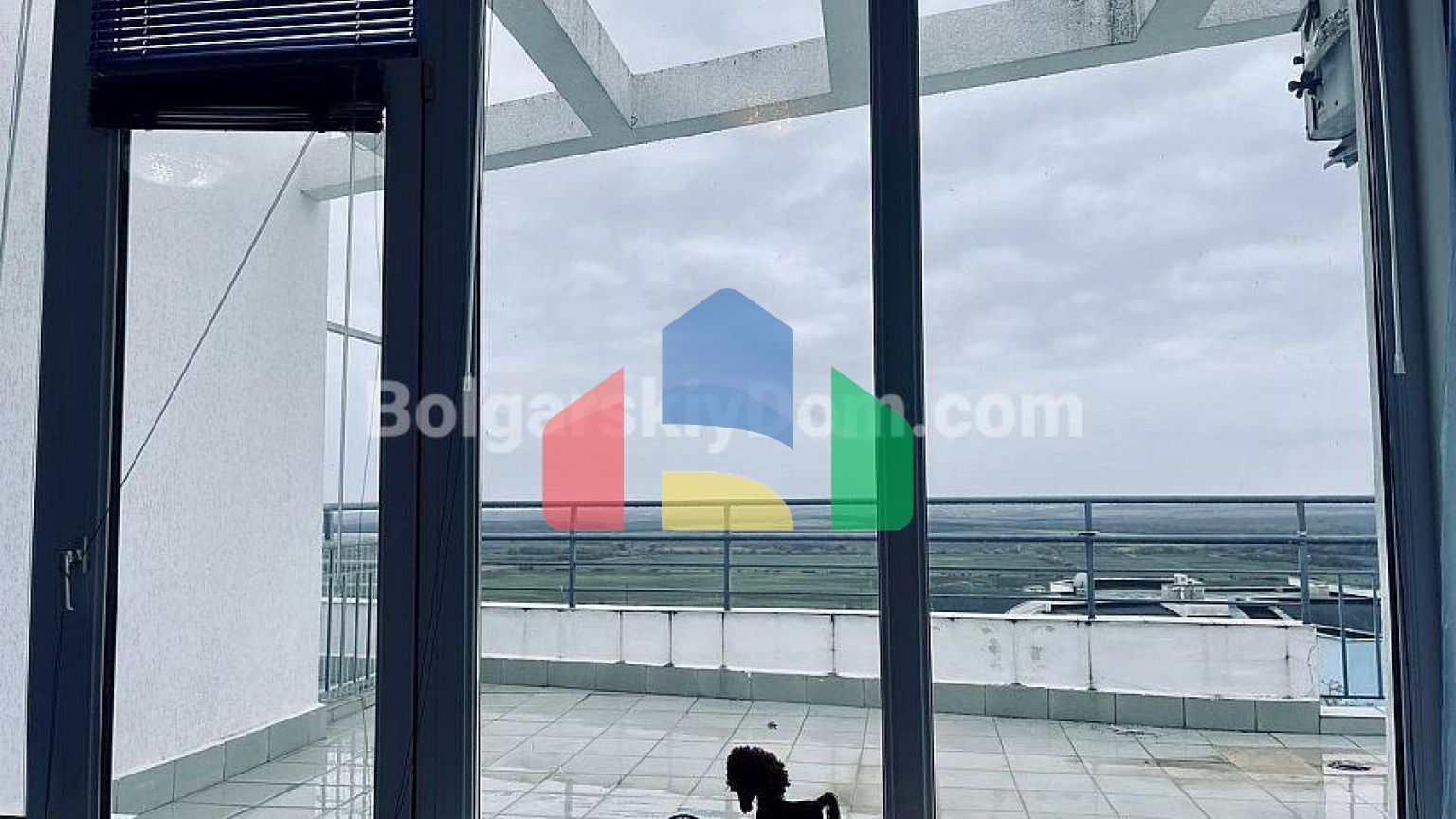 Двокімнатна квартира в Сансет Кошариця