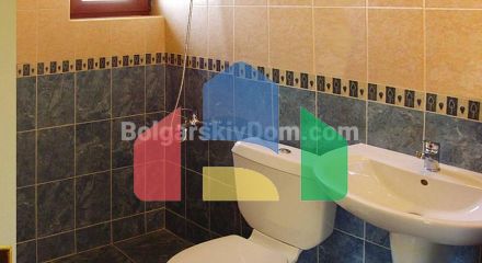 Будинок в Алмонд Хілл Віллас