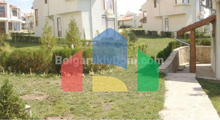 Будинок в Алмонд Хілл Віллас