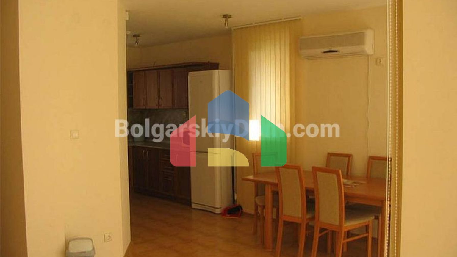 Будинок в Алмонд Хілл Віллас