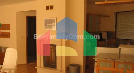 Будинок в Алмонд Хілл Віллас