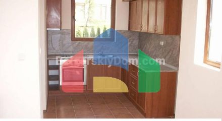 Будинок в Алмонд Хілл Віллас