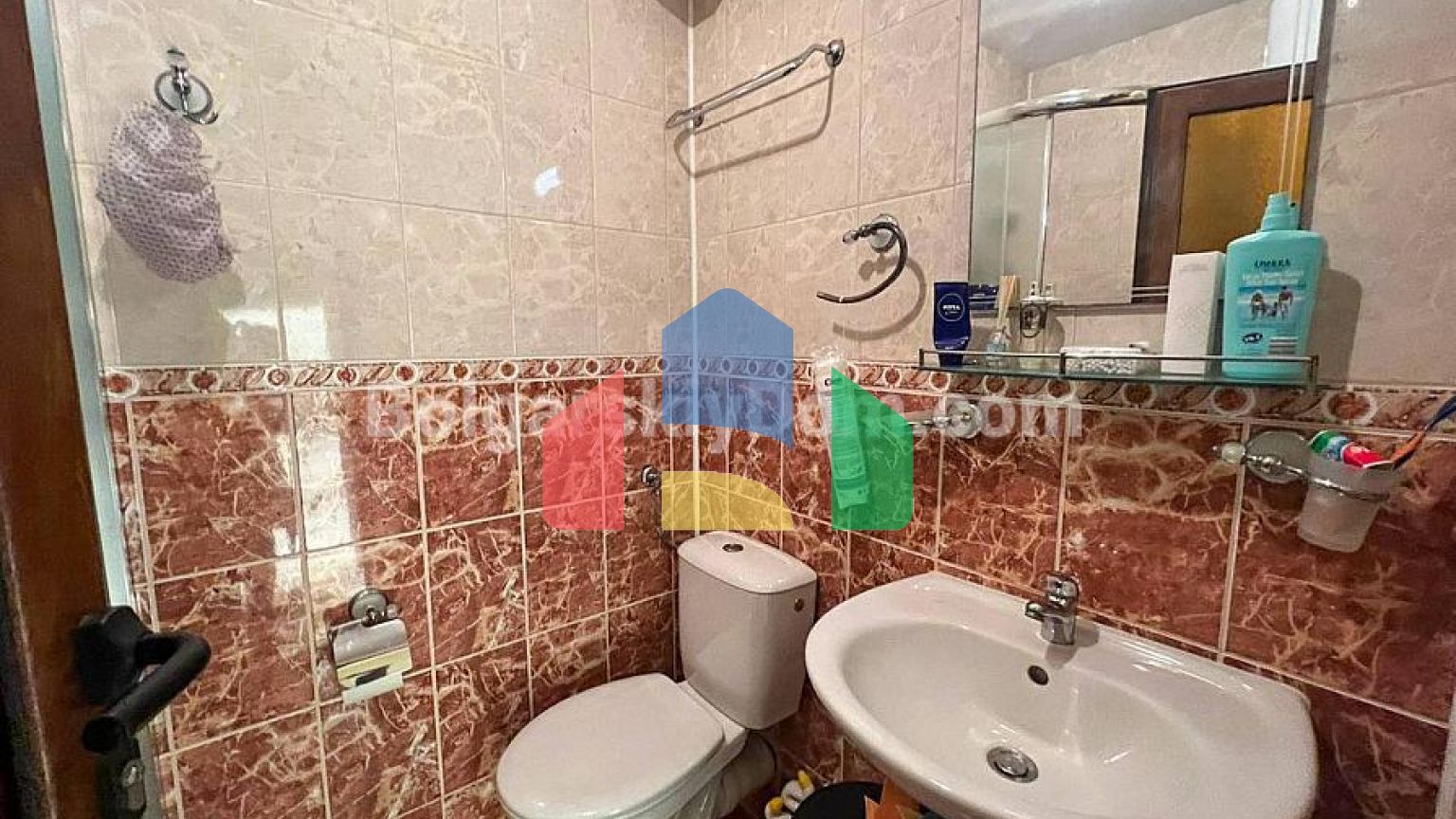 Чотирикімнатна квартира в Санні Хаус