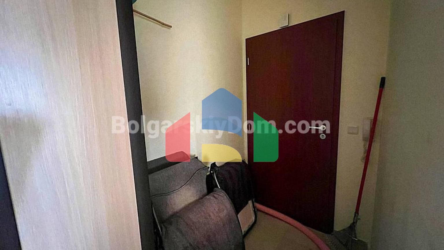 Чотирикімнатна квартира в Санні Хаус