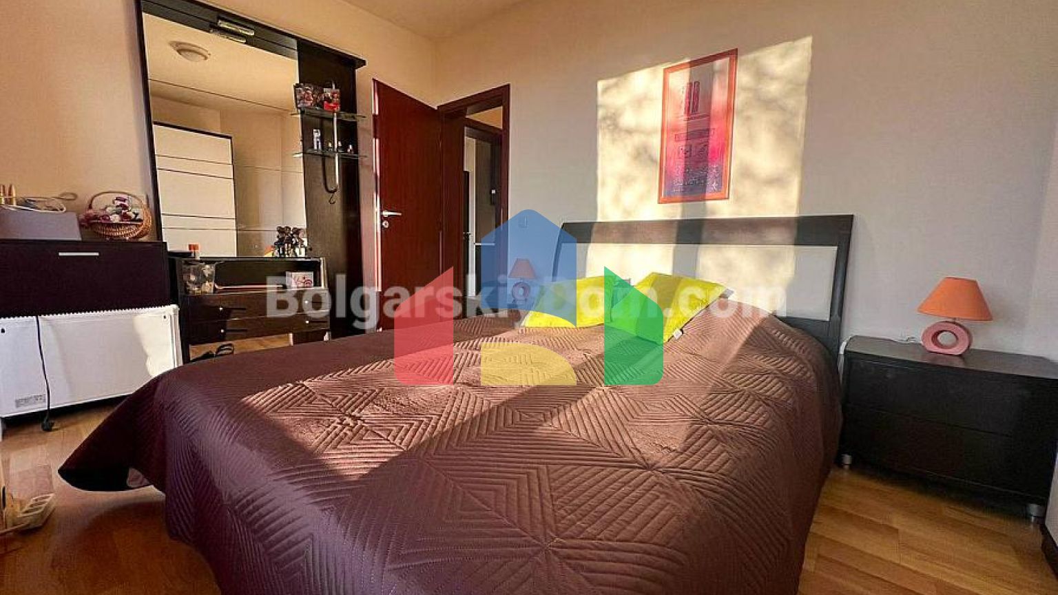 Чотирикімнатна квартира в Санні Хаус