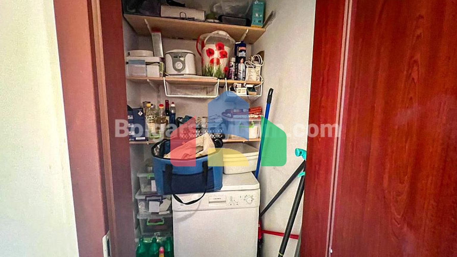 Чотирикімнатна квартира в Санні Хаус