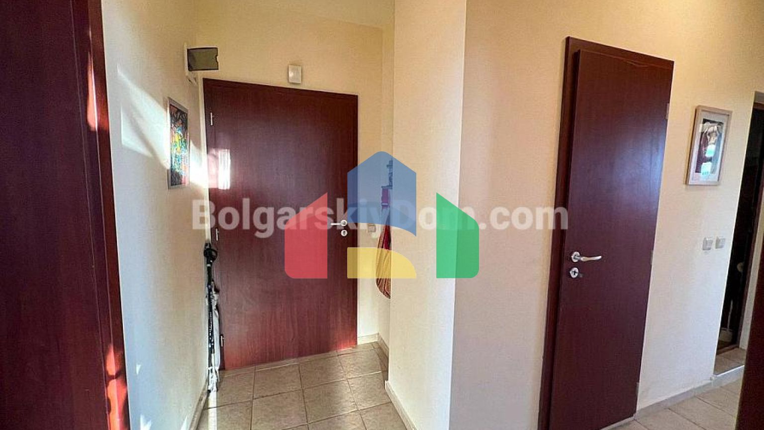 Чотирикімнатна квартира в Санні Хаус