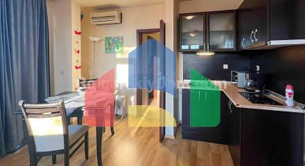 Чотирикімнатна квартира в Санні Хаус