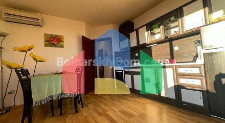 Чотирикімнатна квартира в Санні Хаус