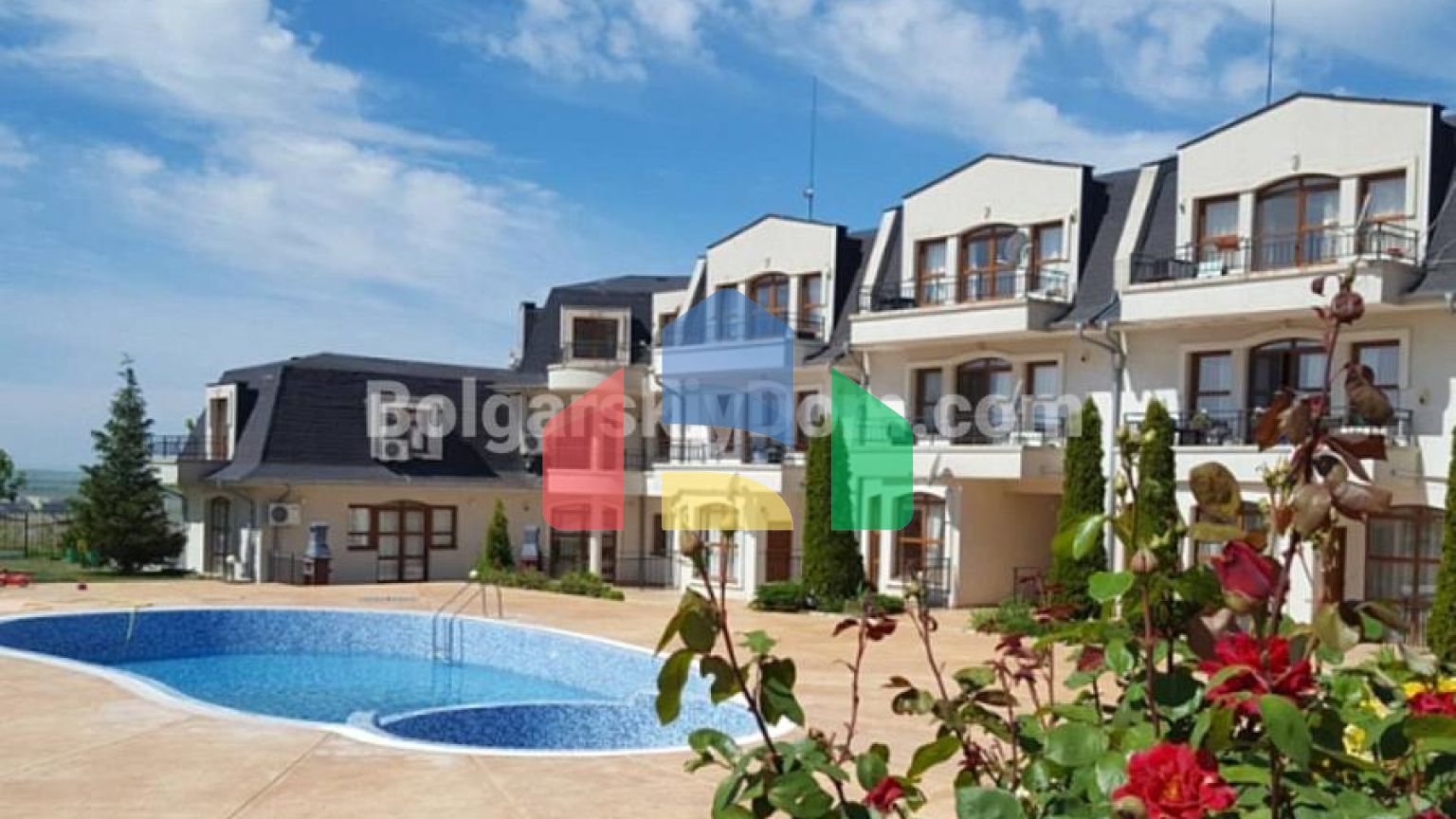 Трикімнатна квартира в Несебр В'ю