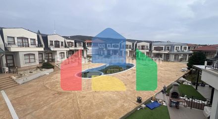 Трикімнатна квартира в Несебр В'ю