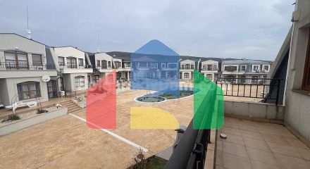 Трикімнатна квартира в Несебр В'ю