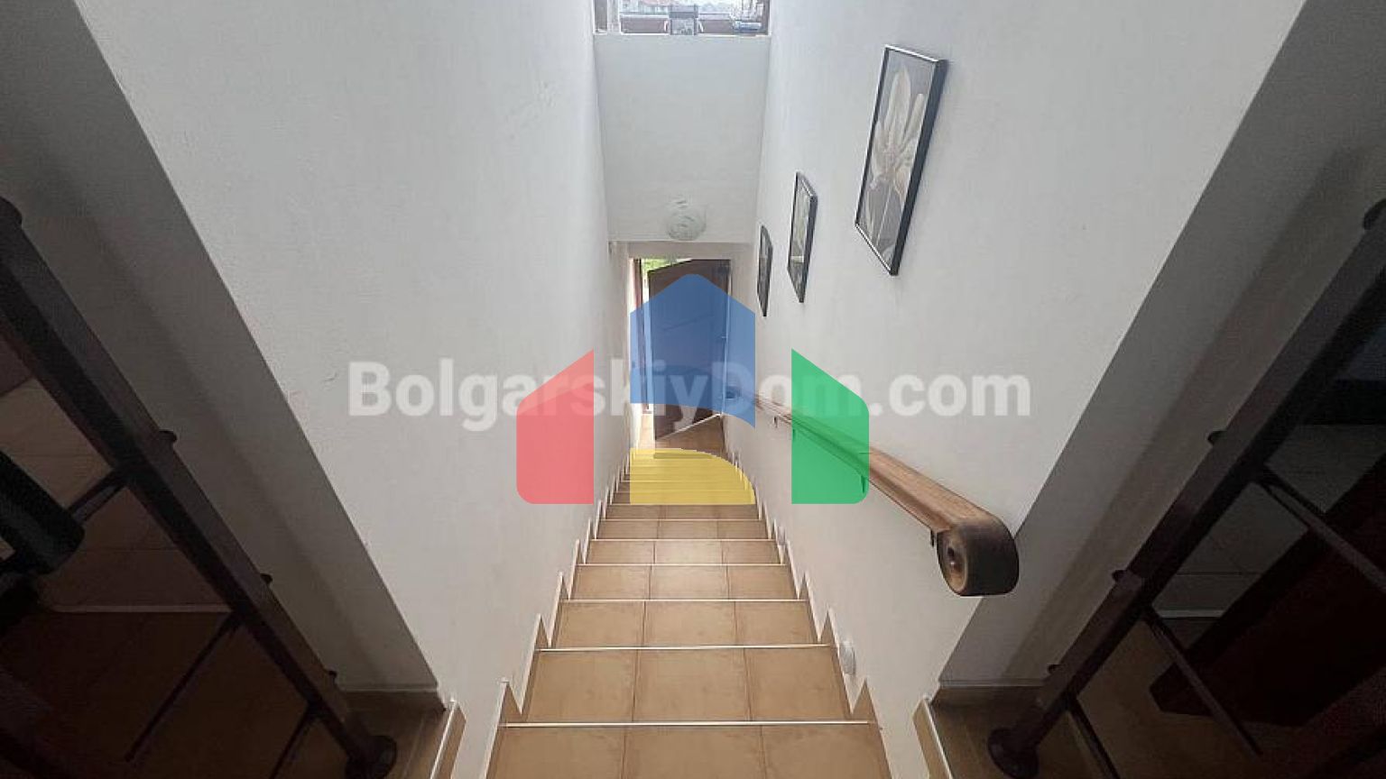 Трикімнатна квартира в Несебр В'ю