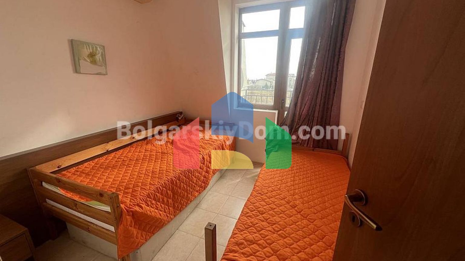 Трикімнатна квартира в Несебр В'ю