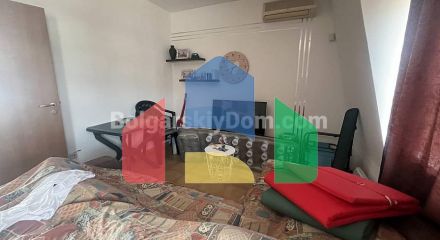 Трикімнатна квартира в Несебр В'ю