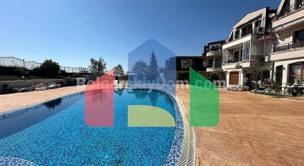 Трикімнатна квартира в Несебр В'ю