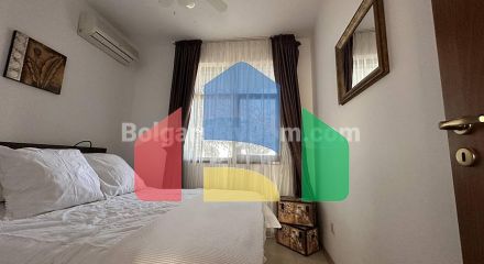 Трикімнатна квартира в Несебр В'ю