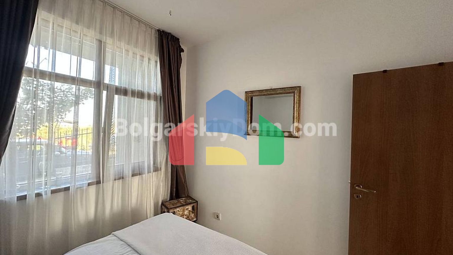 Трикімнатна квартира в Несебр В'ю