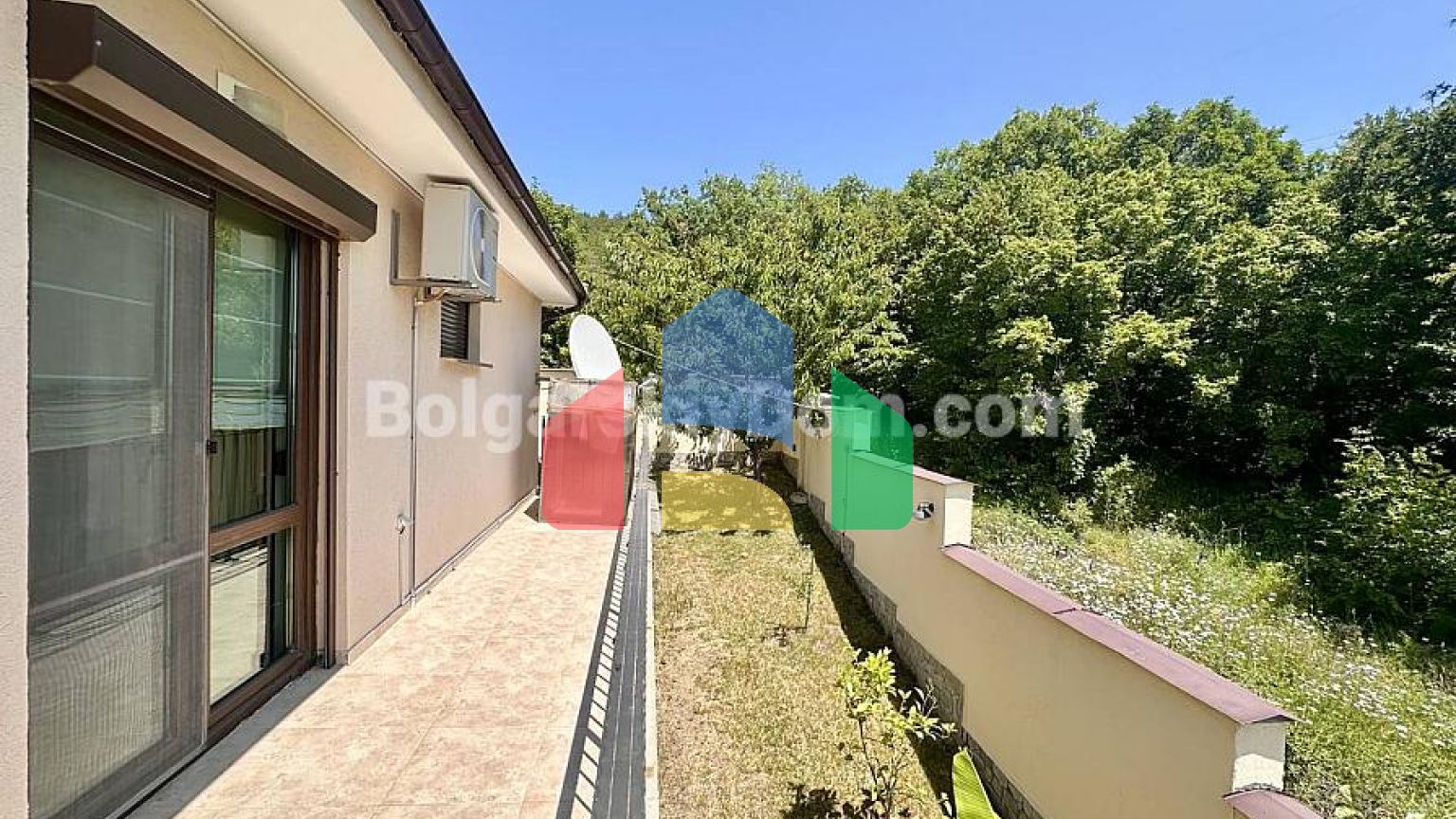 Дом в Кошарице