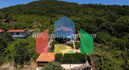 Дом в Кошарице