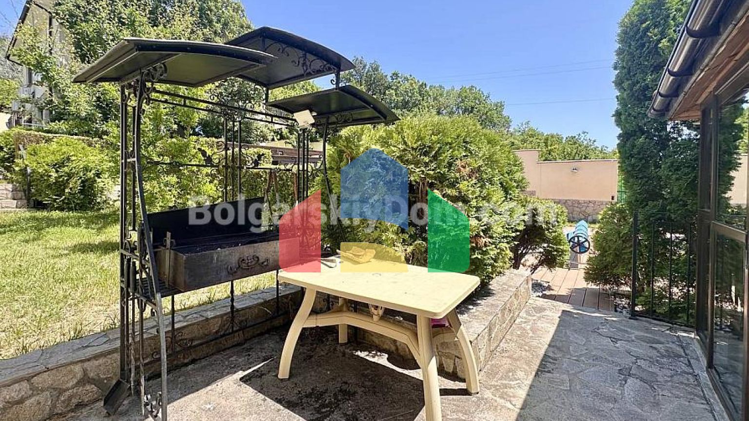 Дом в Кошарице