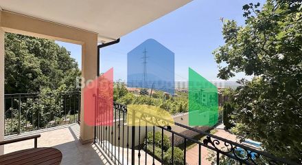 Дом в Кошарице