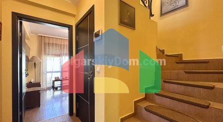 Дом в Кошарице