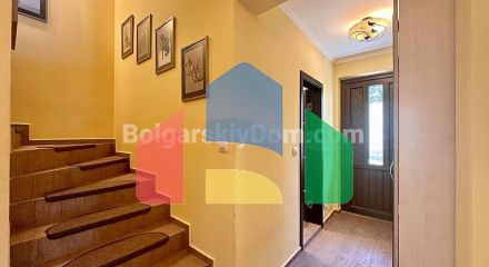 Дом в Кошарице