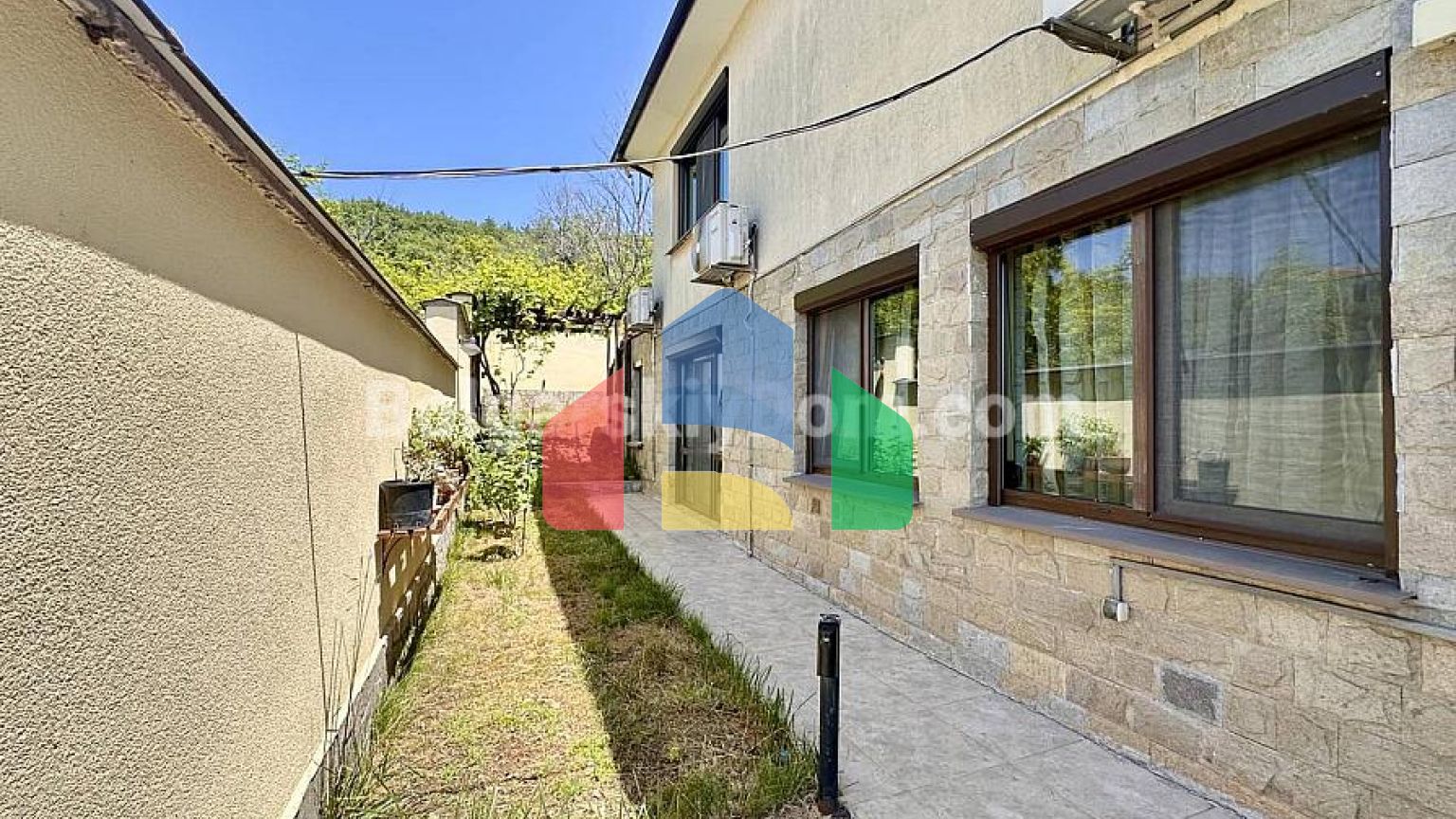 Дом в Кошарице