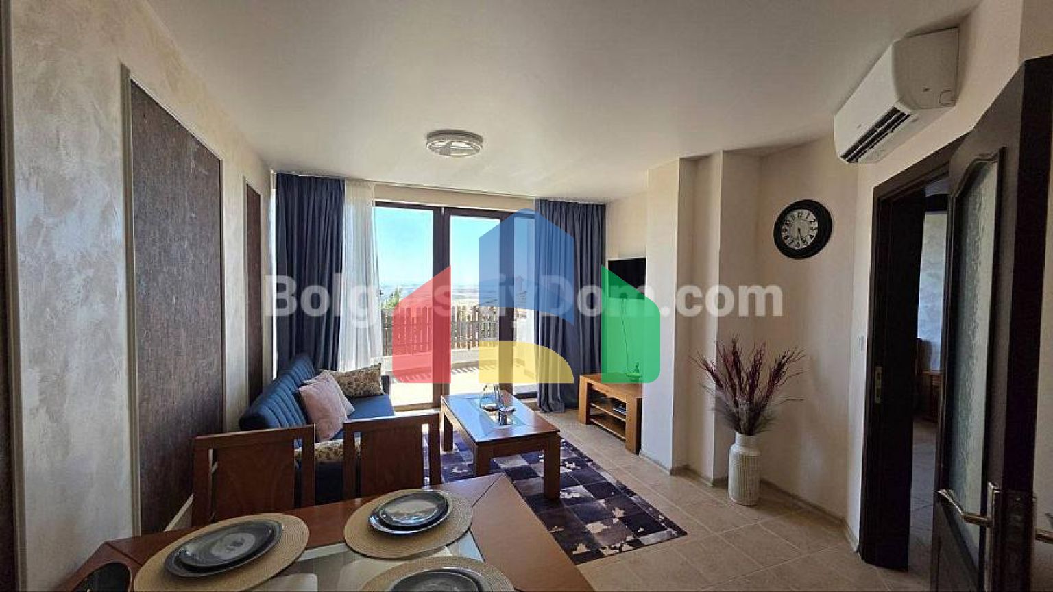 Трикімнатна квартира в Бей В'ю Віллас