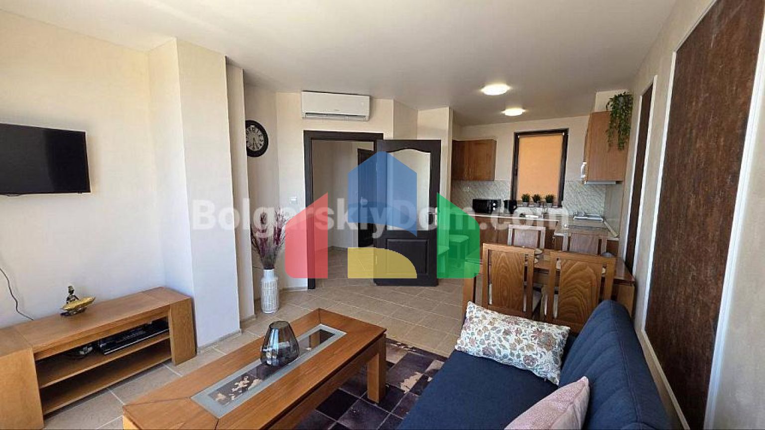 Трикімнатна квартира в Бей В'ю Віллас