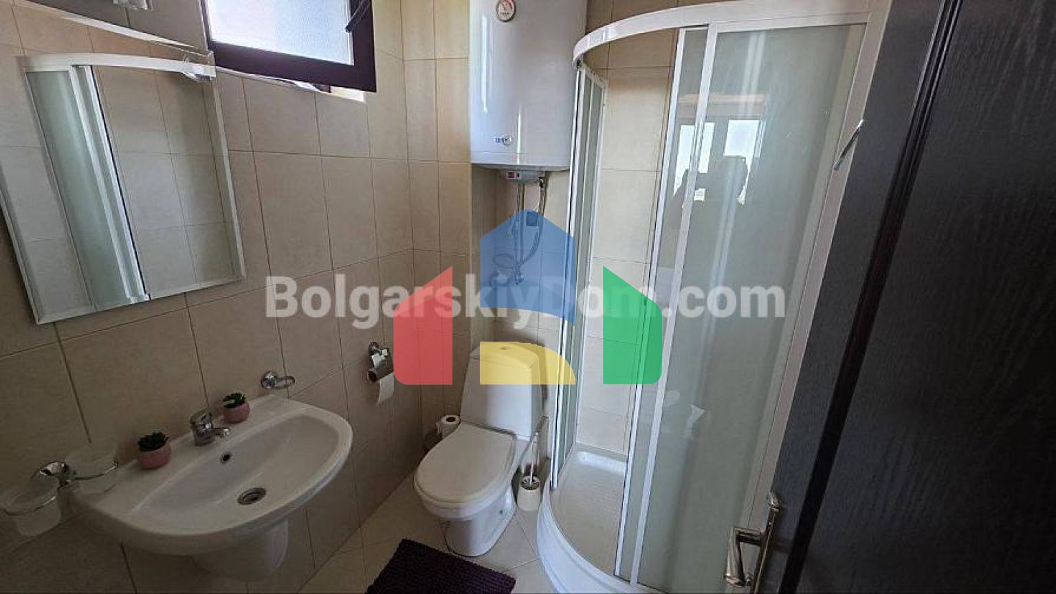 Трикімнатна квартира в Бей В'ю Віллас