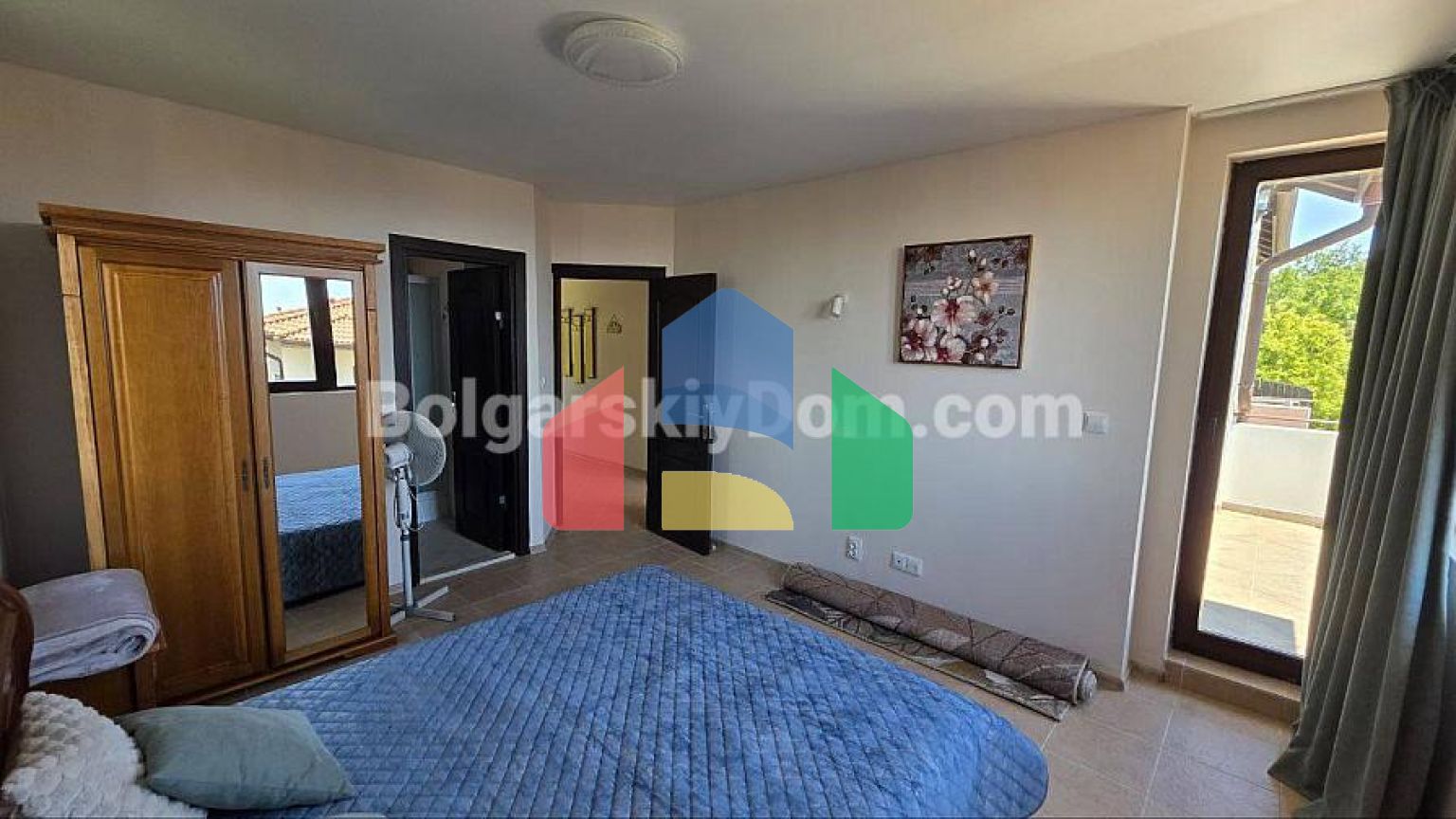 Трикімнатна квартира в Бей В'ю Віллас