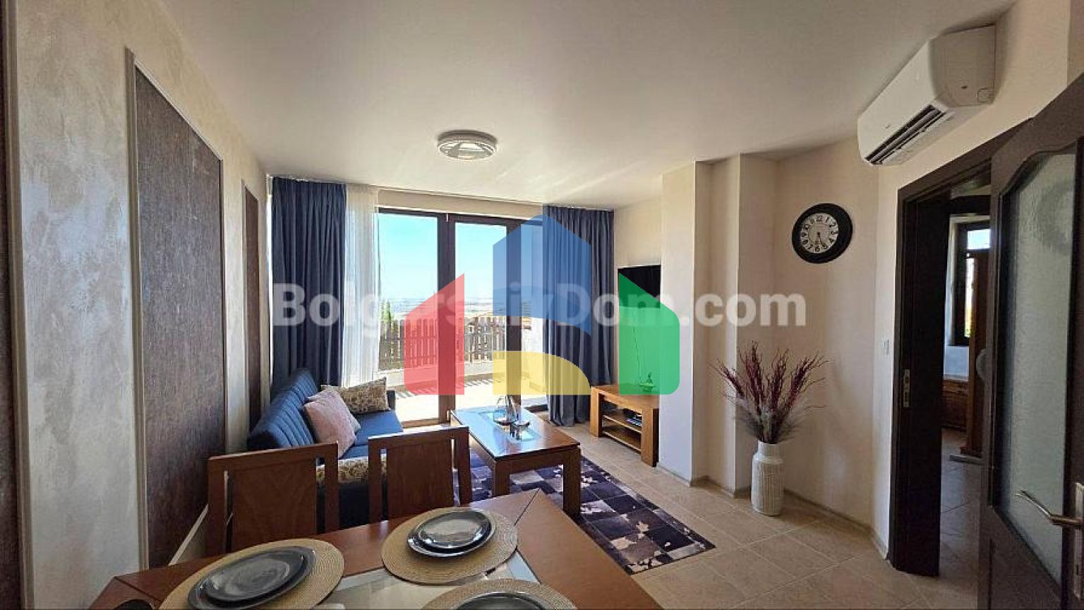 Трикімнатна квартира в Бей В'ю Віллас