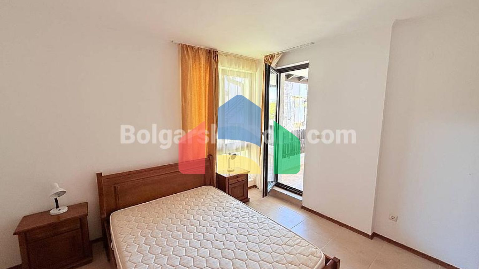 Трикімнатна квартира в Бей В'ю Віллас