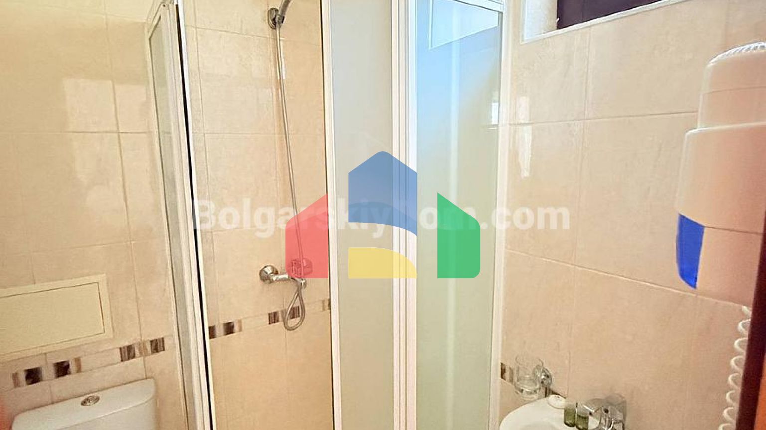 Трикімнатна квартира в Бей В'ю Віллас