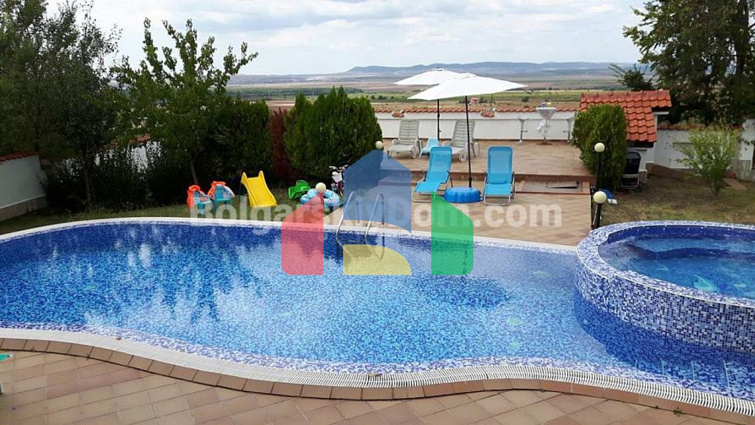 Дом в Кошарице