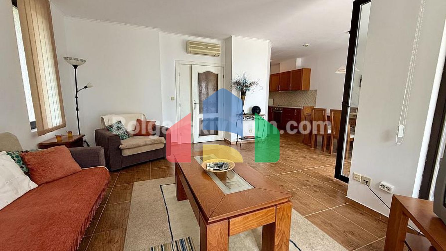 Трикімнатна квартира в Бей В'ю Віллас