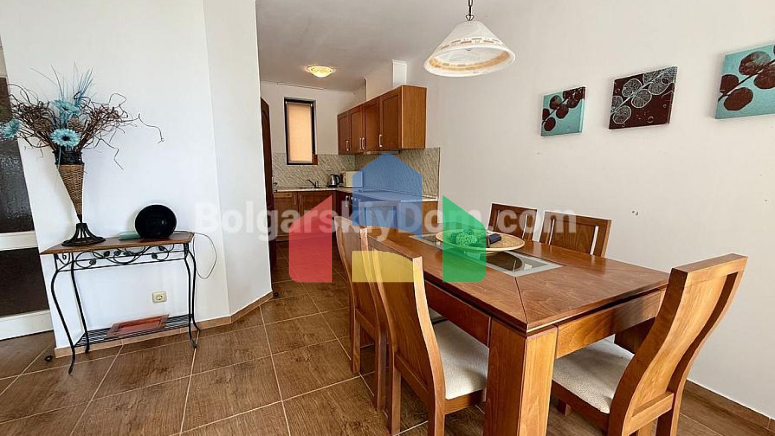 Трикімнатна квартира в Бей В'ю Віллас