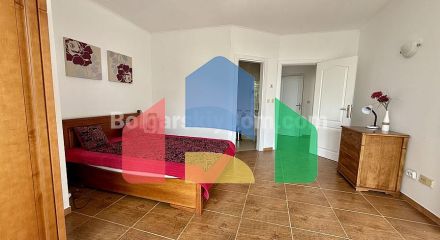 Трикімнатна квартира в Бей В'ю Віллас