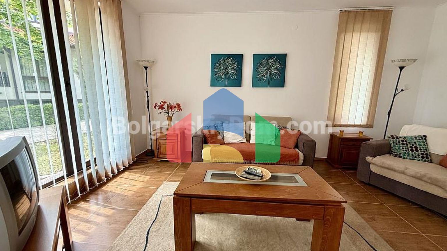 Трикімнатна квартира в Бей В'ю Віллас