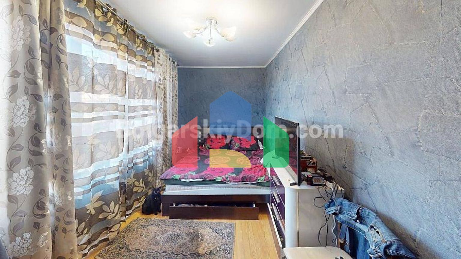 Трикімнатна квартира в Санні Хаус