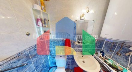 Трикімнатна квартира в Санні Хаус