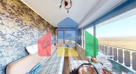 Трикімнатна квартира в Санні Хаус