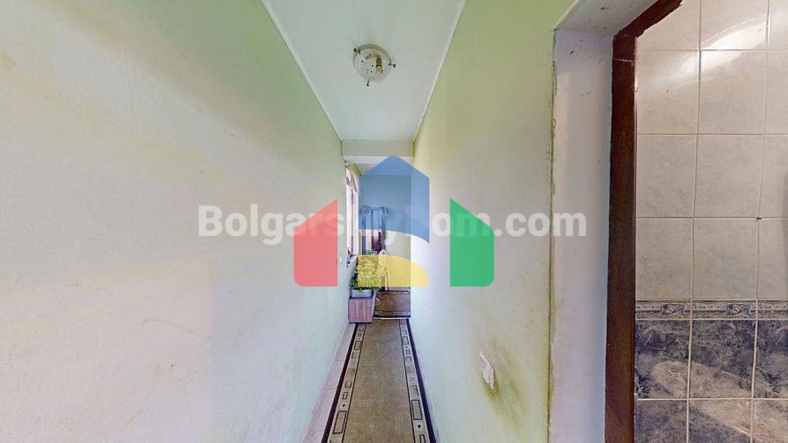 Трикімнатна квартира в Санні Хаус