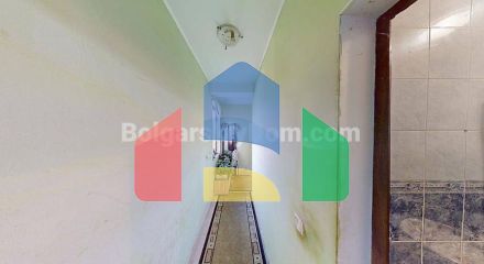 Трикімнатна квартира в Санні Хаус